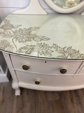 Load image into Gallery viewer, Antique Dresser w/Oval Mirror
